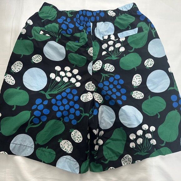 Uniqlo x Marimekko Women’s Cotton Poplin Shorts, Black Tori Fruit - Size XS - Picture 5 of 9